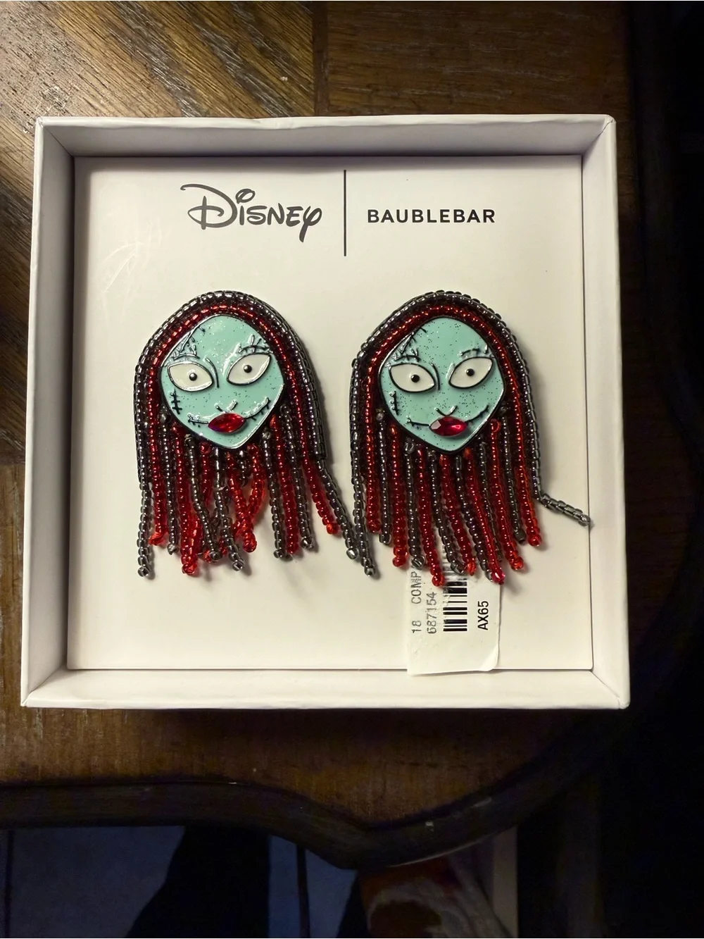 Sally Baubleabar earring
